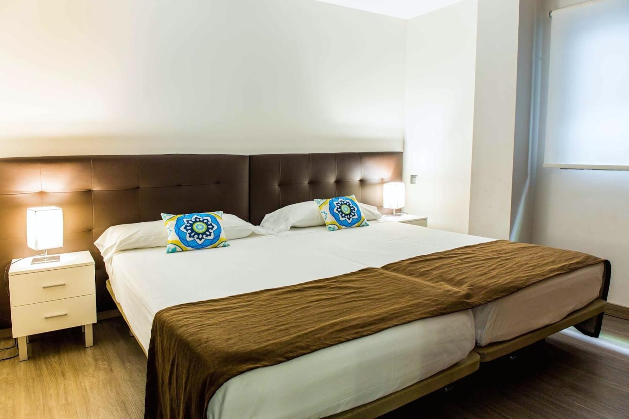 Bluesea Dimona Suites Torremolinos Bagian luar foto
