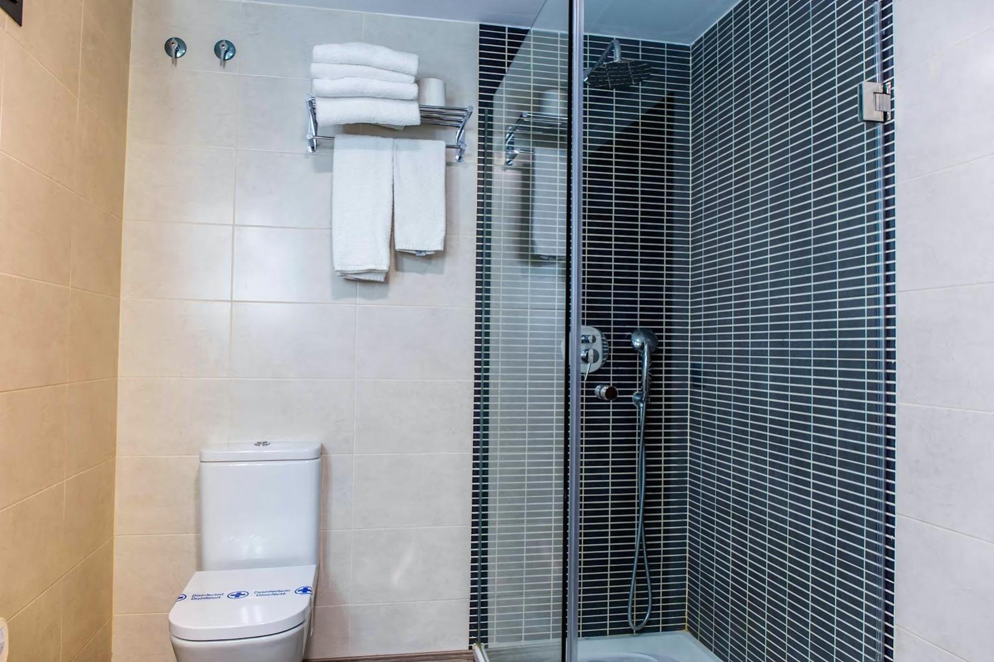 Bluesea Dimona Suites Torremolinos Bagian luar foto